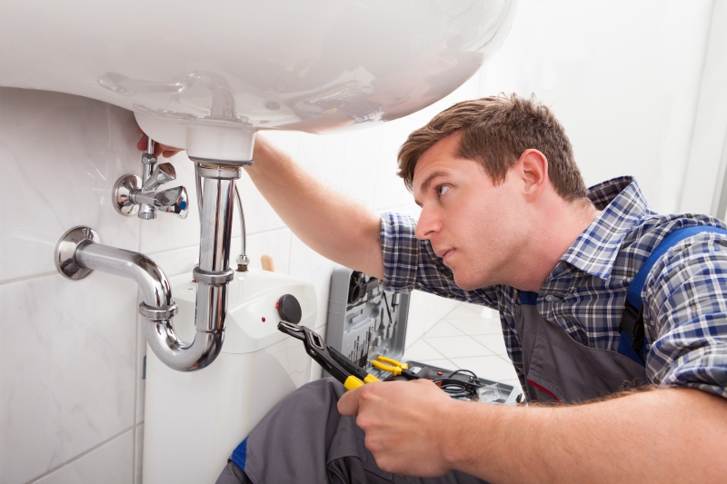 24/7 emergency plumber in Worcester Park